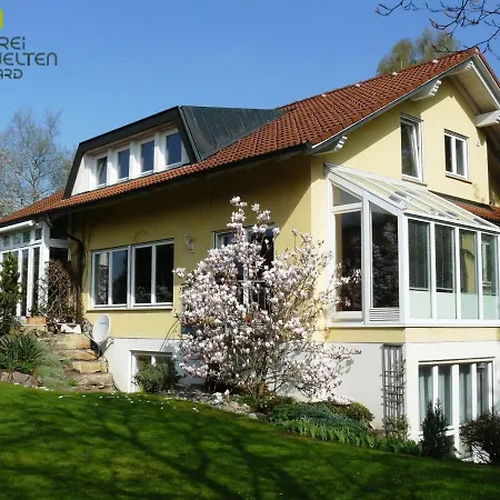 Апартаменты Haus Ahorn *